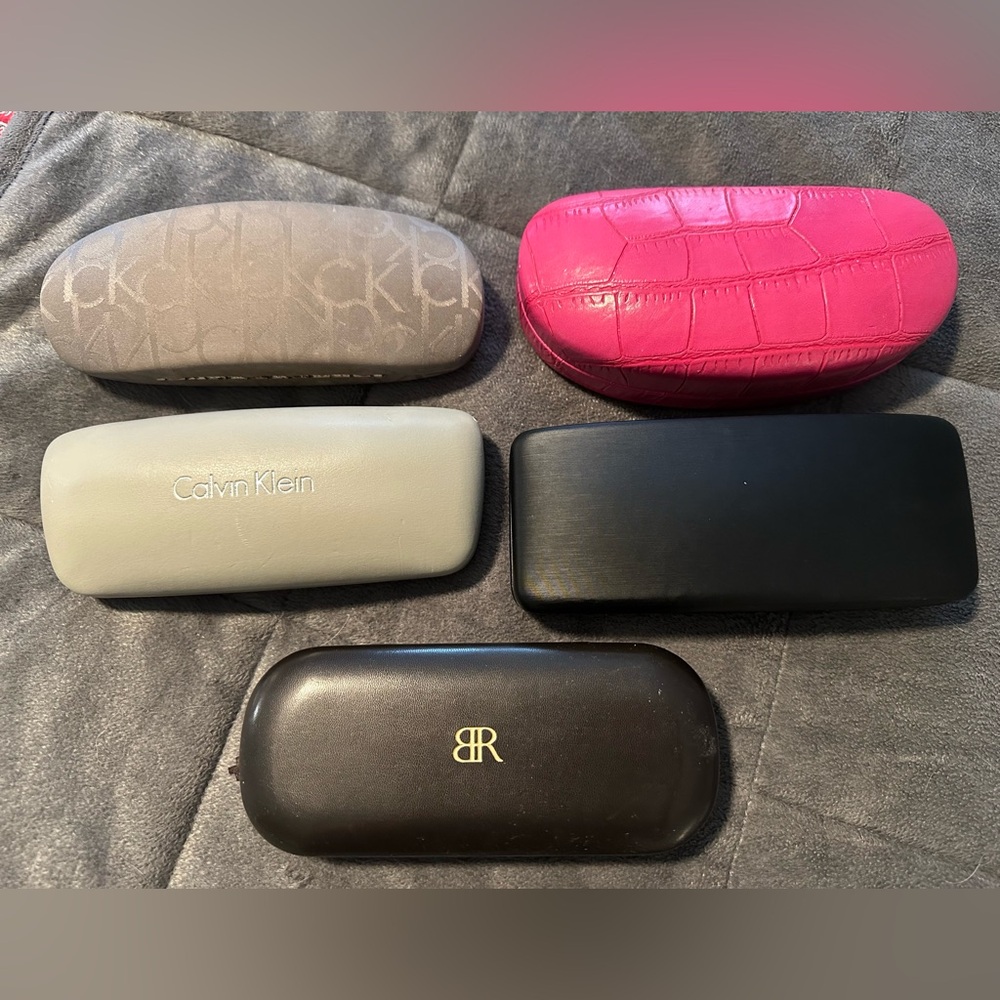 Calvin Klein, Guess, Banana Republic Designer Eyeglass Case Collection